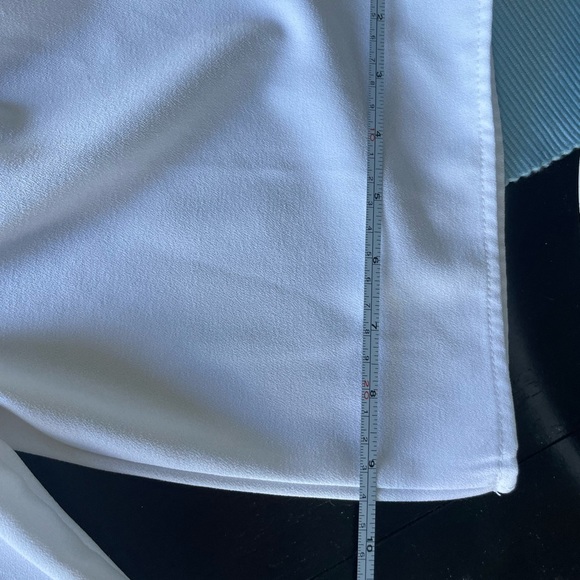 Avon Signature Collection White Lace Cold Shoulder Top / blouse in small petite - Picture 12 of 12